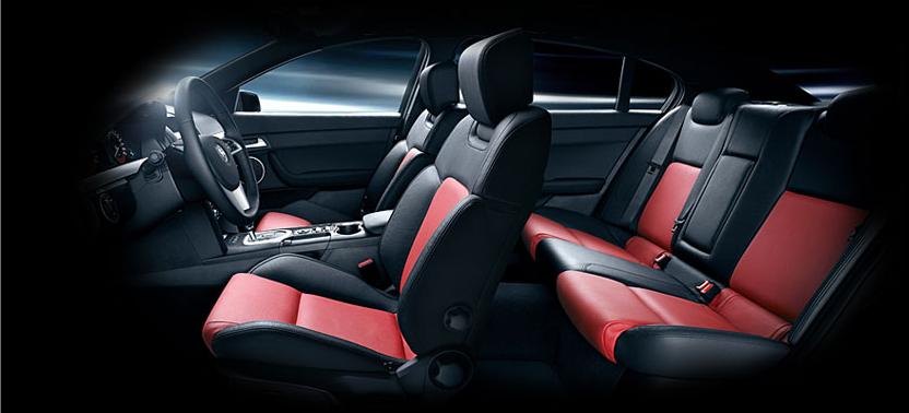 Pontiac G8 GT black/red interior